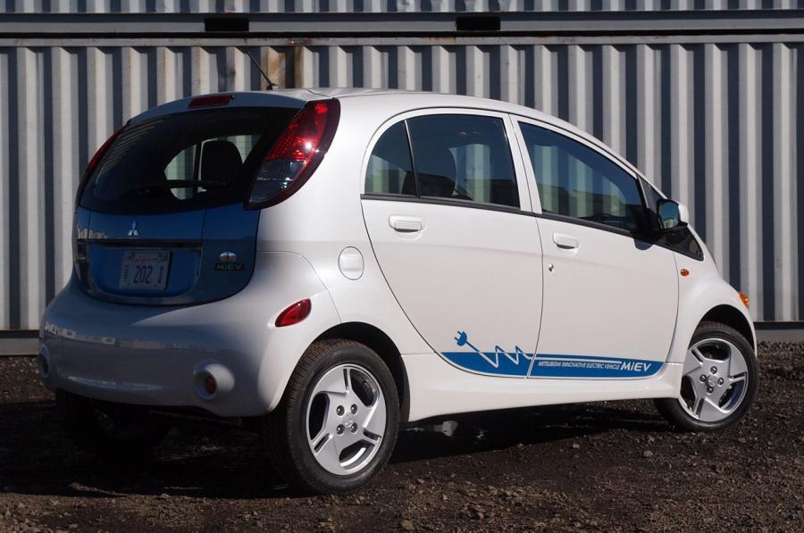  Mitsubishi i-MiEV 2012 года  (US) (фото 70 из 234)